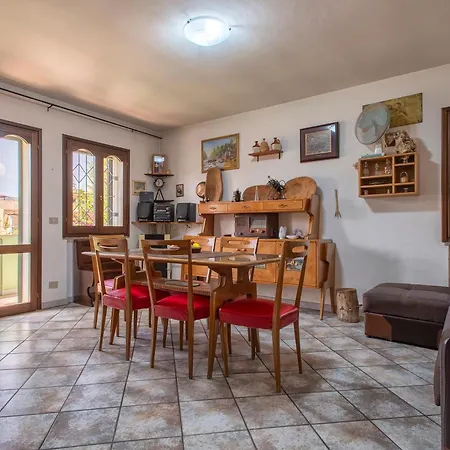 Stone House Lu Bagnu Apartment